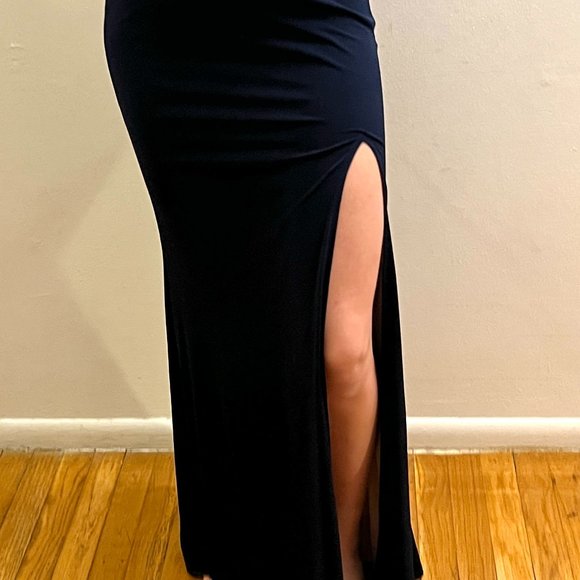 WINDSOR - HIGH SLIT SATIN DRESS - Picture 2 of 4